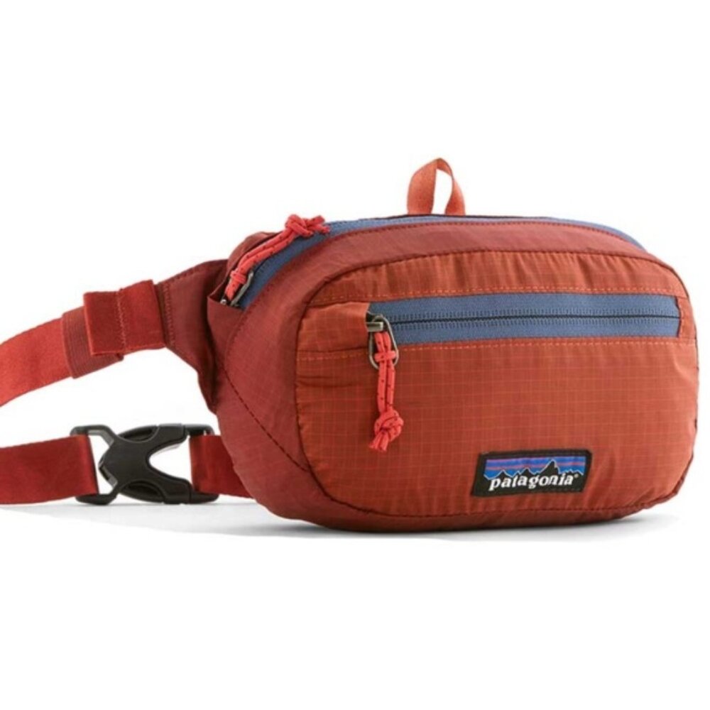 Patagonia Ultralight Black Hole® Mini Hip Pack - 1L Belt Bag  Mangrove Red